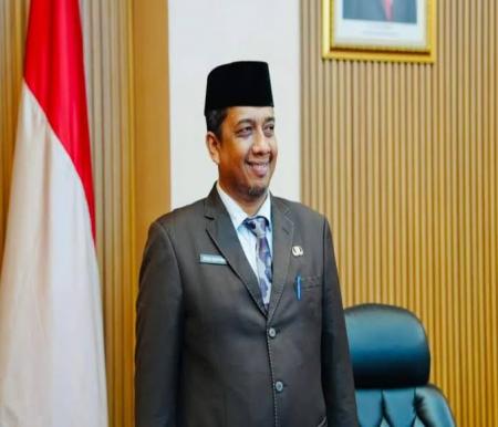 Pemprov Riau tunjuk Roni Rakhmat sebagai Plt Kadispar Riau (foto/MCR)
